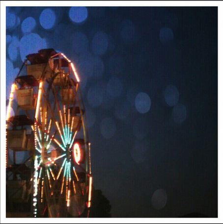 This ferris wheel image was edited using Pixlr-o-Matic.